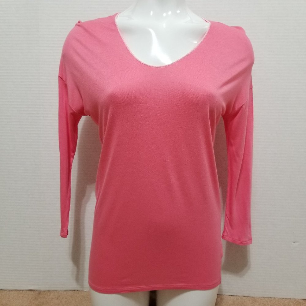 GAP top XS Pearl Edge Pink Kiss rayon scoop neck long sleeve layering 941466-02